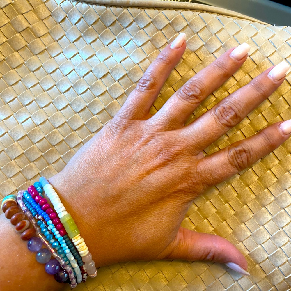 Anthropologie stretch beaded bracelet with magnetic closure.